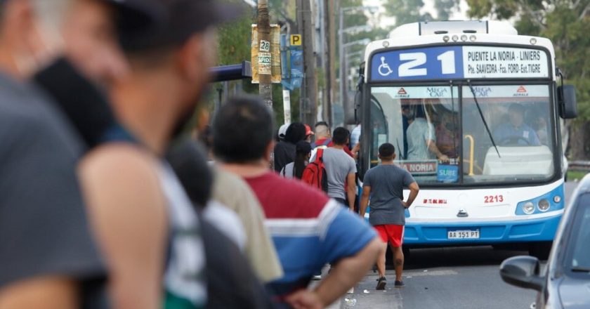 #URGENTE El Gobierno garantizó el aumento de los choferes para la zona del AMBA y la UTA levantó el paro de colectivos, pero lo sostiene en el interior por la falta de acuerdo con las provincias