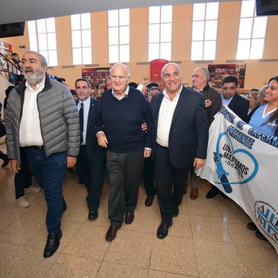 Mientras gambetea a «Wado» y espera por la definición de Massa, Daer tuvo su encuentro con Manzur