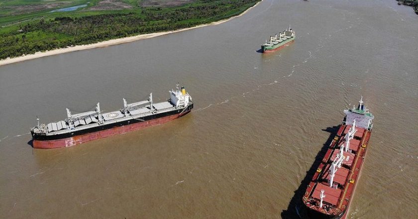 Organizaciones sindicales renuevan el reclamo por la soberanía del río Paraná y el canal Magdalena y piden que «se concrete» la licitación del dragado