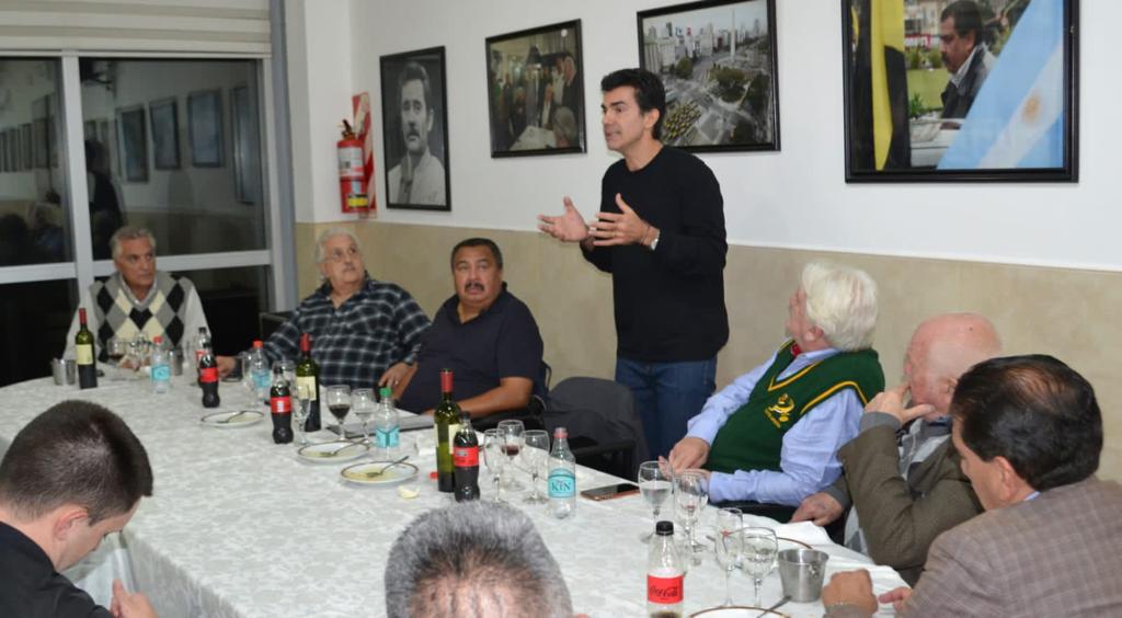 La 62 Organizaciones tuvieron su cumbre con Urtubey y se alistan para recibir a Scioli, Larreta y Bullrich: "Vamos a apoyar al candidato del peronismo que tenga en claro la cultura del trabajo y la producción"