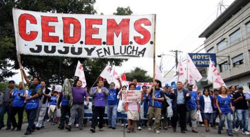 Los sindicatos docentes jujeños catalogaron de «totalmente miserable» el aumento de Morales y van a una huelga total en la provincia