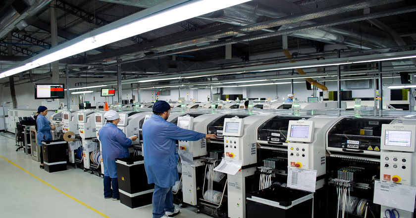 Newsan despidió a 45 operarios y mantiene suspendido a la mitad del personal de sus plantas en Buenos Aires