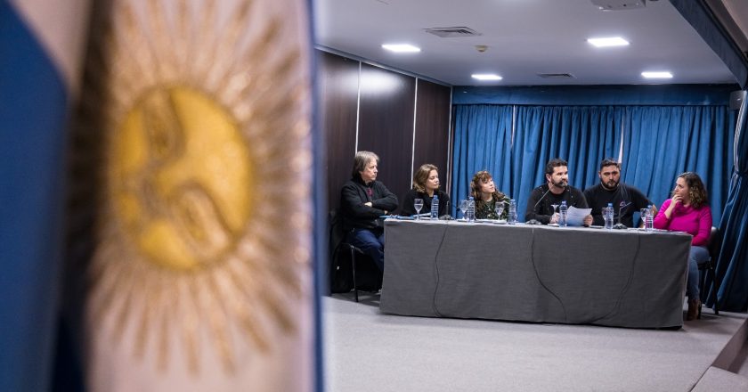 A un año del conflicto con Lácteos Vidal, el sindicato de lecheros Atilra presentó un cuadernillo sobre el derecho a huelga y la libertad sindical