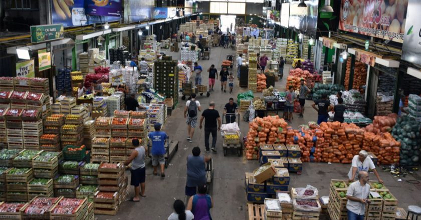 Conflicto en el Mercado Central con puestero: el directorio de la entidad asegura que hay «un intento de desestabilización importante» y lo asocia al PRO