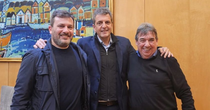 Los Municipales le llevaron a Sergio Massa el reclamo para conseguir una paritaria nacional de la actividad