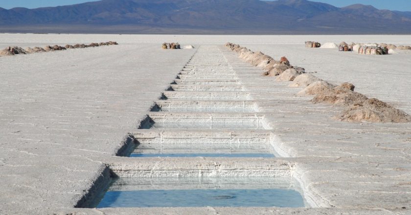 Empresa china invertirá US$ 120 millones para fabricar insumos para el litio en Jujuy y generará 200 puestos de trabajo