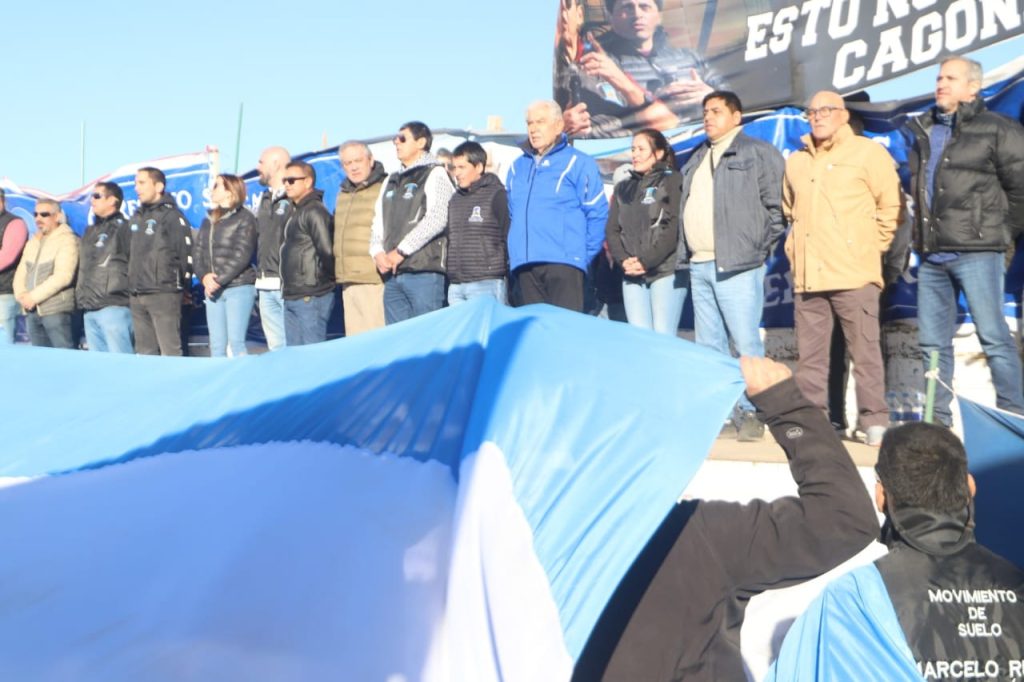 Rucci advirtió que si en 10 días no se resuelve la situación de ECPSA, se detendrá la actividad en toda la cuenca: "Los derechos de los trabajadores se defienden en la cancha"