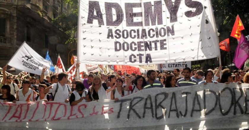 Ademys sostiene la confrontación con la gestión de Larreta y realiza un paro con marcha en rechazo a las políticas del Ministerio de Educación porteño