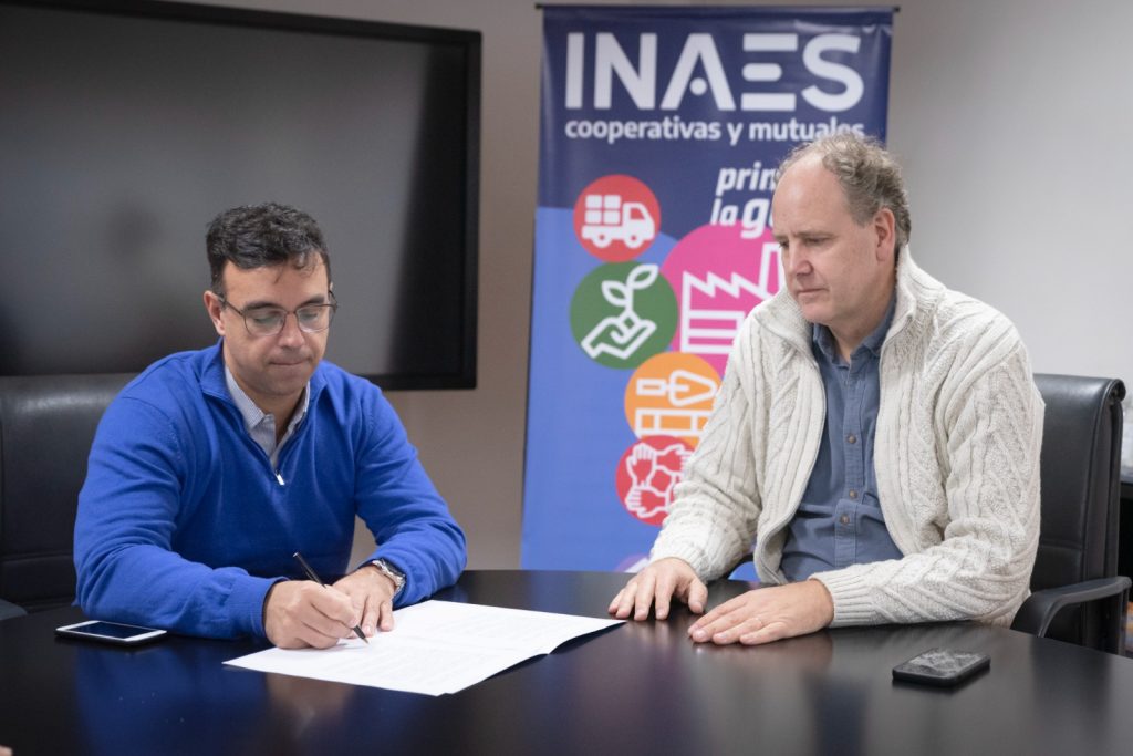 El INAES firma un convenio para la reinserción laboral de personas en vulnerabilidad