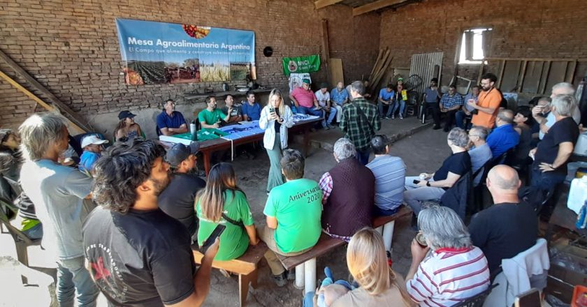 Campesinos, cooperativistas y agricultores familiares presentarán un programa de propuestas para enfrentar los problemas que son «fruto de un modelo agropecuario concentrado y especulador»