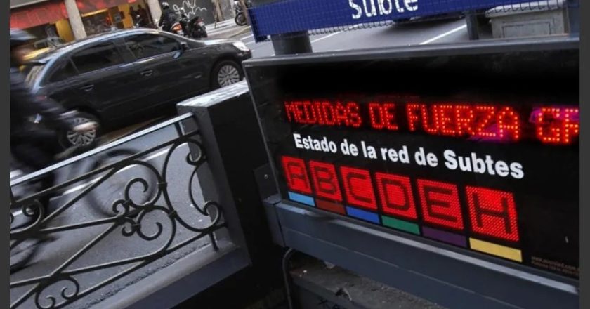 Paro de subtes: Roberto Fernández y Emova cerraron paritarias y los Metrodelegados van al conflicto