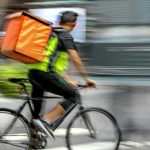 El Gobierno de la provincia de Buenos Aires ratificó su compromiso para regular las plataformas: «Es imperioso regular el trabajo para cuidar a quienes lo ejercen»