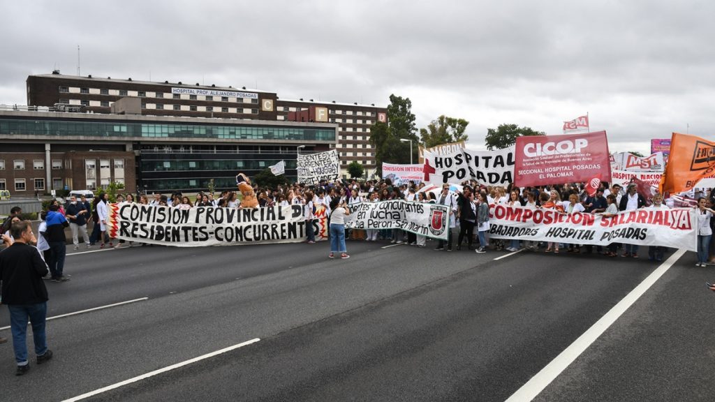 Personal del Posadas inicia hoy y hasta el jueves otro paro de 72 horas tras el ataque a una médica de guardia