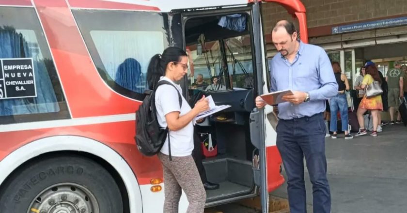 El Ministerio de Trabajo bonaerense relevó más de 2500 colectivos de larga distancia en vacaciones y encontró infracciones laborales en 1 de cada 4 unidades