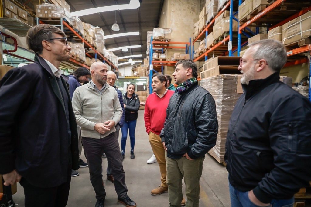 En el tramo final de campaña, Grabois presentó su propuesta de trabajo con derechos: "Ser feliz no puede ser un privilegio"