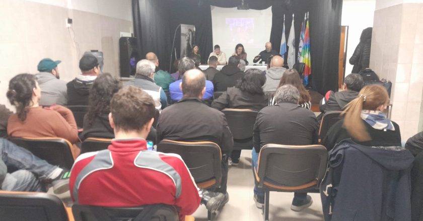 Trabajadores de Laboratorios lanzan sindicato propio dentro de la CTA Autónoma y aseguran que ATSA «no permite voces disidentes»