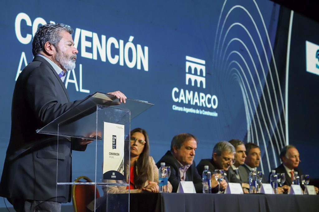 Gerardo Martínez se consolida como canciller de la CGT, se reunió con Javier Milei y hasta le bajó el tono a las propuestas del libertario: "No quiere hacer una reforma laboral"