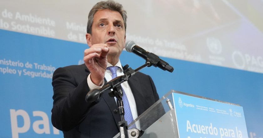 Sergio Massa adelantó que habrá medidas para los informales y podría anunciar un nuevo IFE para los más de 3 millones de trabajadores no registrados