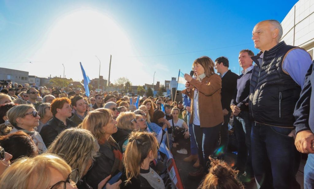 Bullrich también cuestionó las reuniones de Milei con sindicalistas: "Difícil que algo nuevo se construya con los Barrionuevo de la vida"