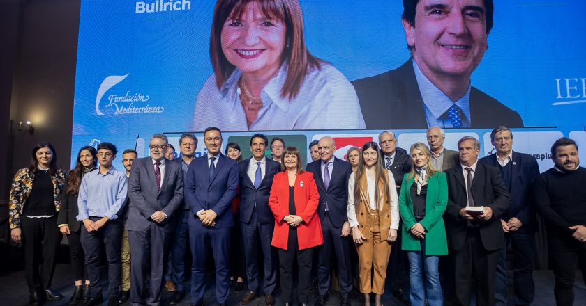 Bullrich y Acuña subieron a los docentes a su campaña y cuestionaron el nuevo paro porteño: «No quieren ir a trabajar»