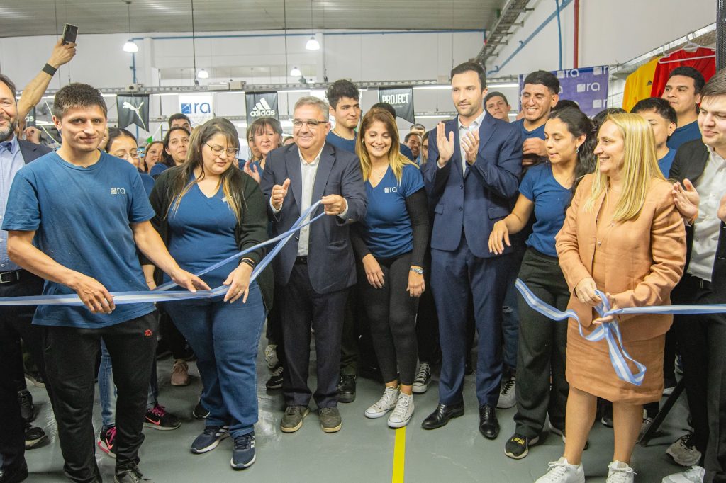 Empresa textil catamarqueña amplia su planta de producción y suma 100 nuevos puestos de trabajo