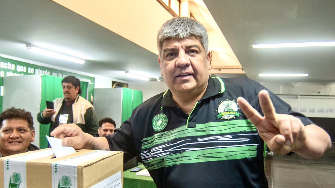 Moyano celebró la sanción de Ganancias y le descalificó a Barrionuevo: "Va a quedar en la historia como un dirigente que traicionó al peronismo"