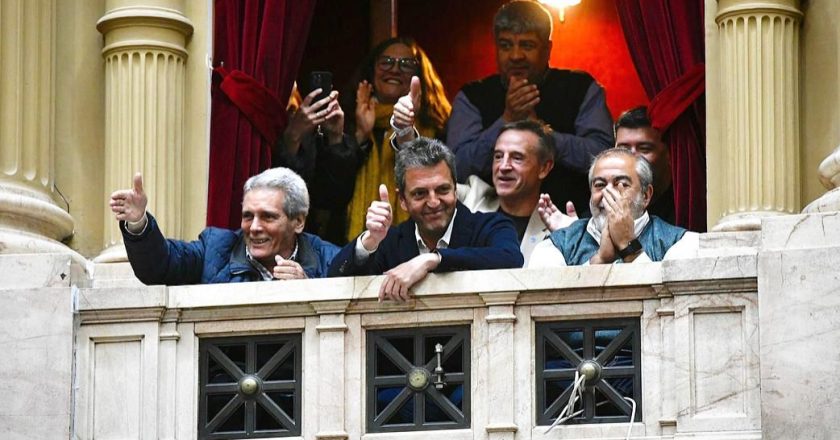 El oficialismo buscará hoy convertir en ley la derogación de la cuarta categoría de Ganancias y darle un impulso a la candidatura de Massa