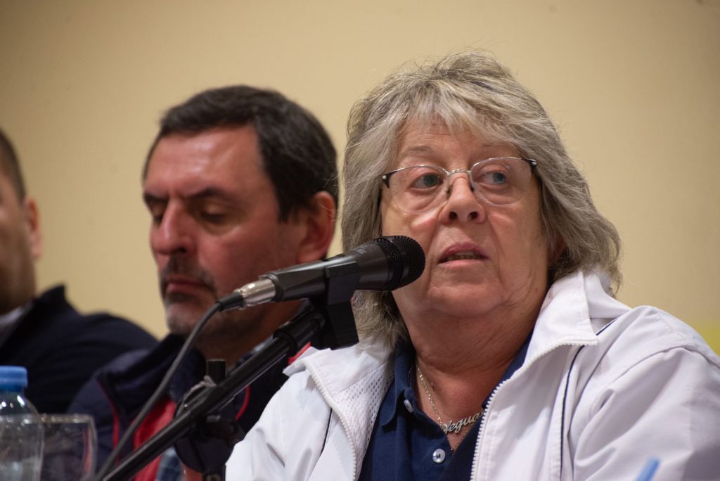 Vialidad gastará 2,4 millones de dólares en vigilar trabajadores mientras les niega hasta el papel higiénico y paraliza el mantenimiento de rutas