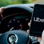Una jueza de Misiones resolvió que Uber no es un servicio público sino una actividad privada y desconoció la legislación municipal