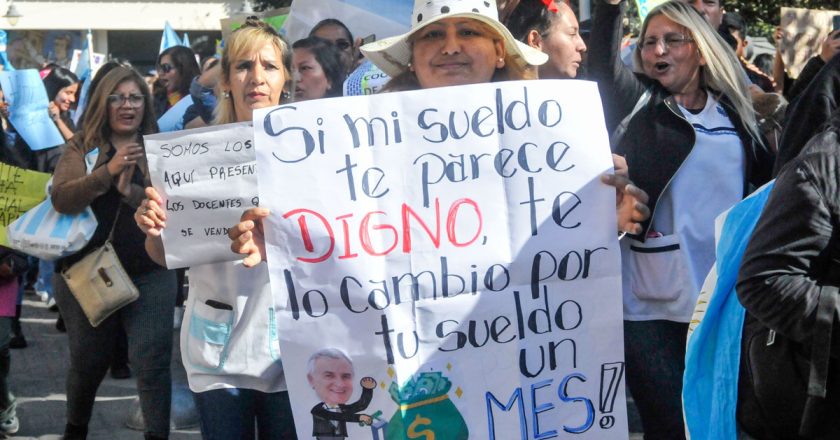 #AHORA Sin propuesta salarial, el lunes 4 de marzo habrá paro nacional docente convocado por todos los gremios de la actividad