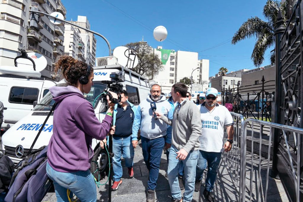 Daer bancó la reducción de la jornada laboral y planteó: "Este país creció en productividad y los salarios cayeron, entonces, ¿Quién se la llevó?"