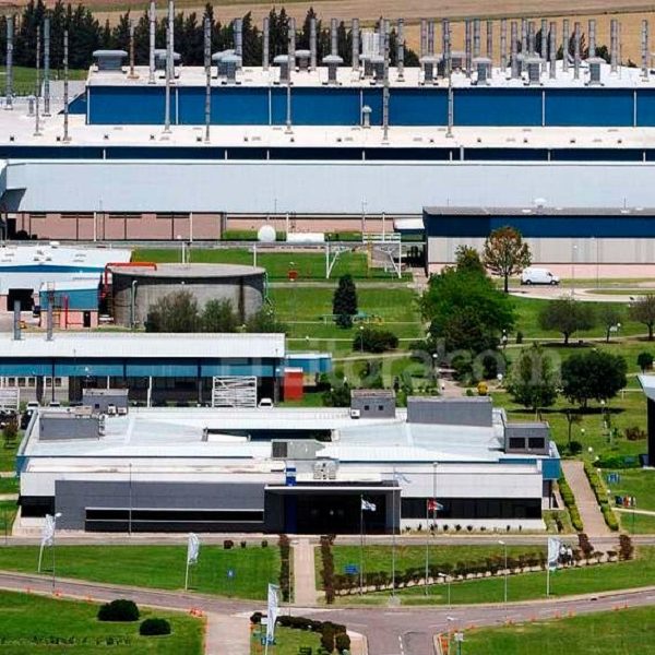 Sin aumento de la demanda suficiente, General Motors levanta las suspensiones pero le recorta la jornada laboral a los operarios