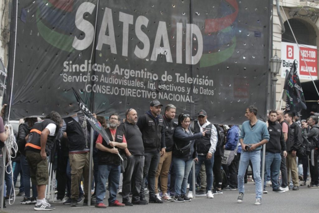 Tras la mediatización del conflicto, el Sindicato de Televisión logró un "principio de entendimiento" con canales de aire y productoras que lleva el incremento salarial al 137%