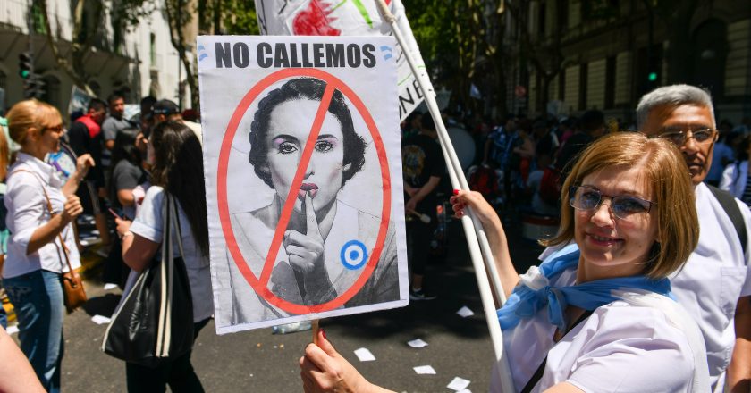 La Enfermería marcha mañana con antorchas para reclamar el reconocimiento profesional: «Lo único que falta es que además de postergarnos, nos repriman»