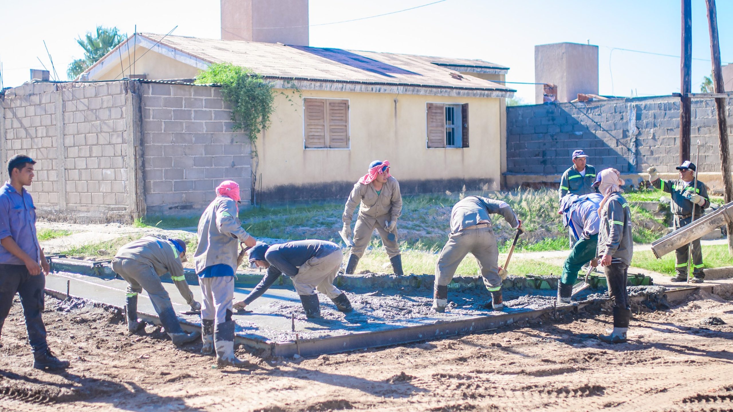 Freno a la obra pública: ante la incertidumbre en Catamarca paralizaron los programas de vivienda y peligran los primeros 3 mil empleos