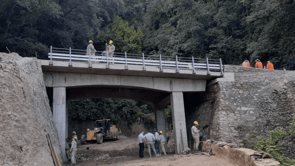 Por el freno a la obra pública, la UOCRA nacional se declaró en estado de Alerta y Movilización y envió un documento interno para que los trabajadores permanezcan en los obradores