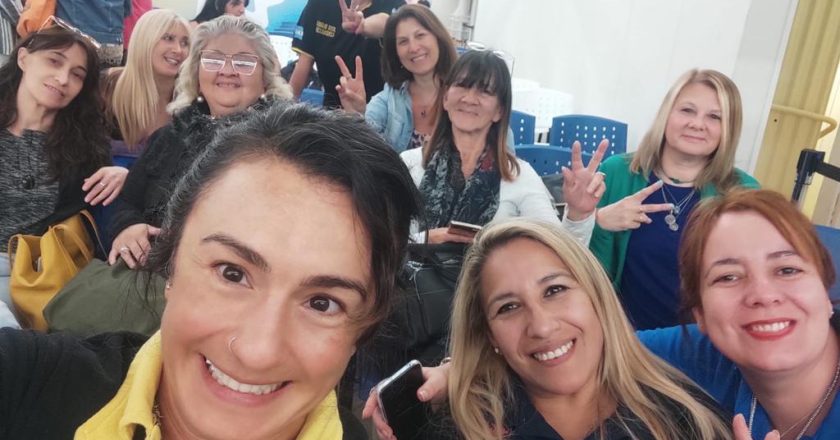 Cumbre de mujeres líderes de agrupaciones político sindicales con el objetivo de diseñar un plan para entregarle a Sergio Massa
