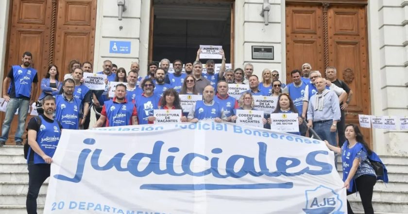 Los judiciales bonaerenses de la AJB exigieron la renuncia del director de la Corte Miguel Del Riego y lo acusaron de prácticas antisindicales y violencia laboral