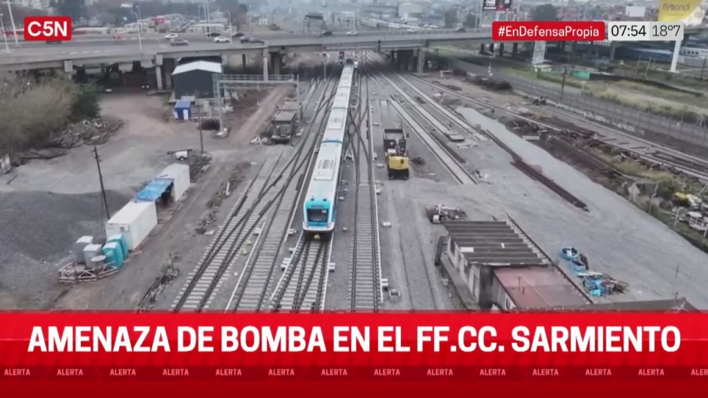 Ante la preocupación por las amenazas de bomba, gremios del transporte ferroviario y automotor de pasajeros se reunieron con el Ministro Giuliano: "Están buscando generar malestar y caos"