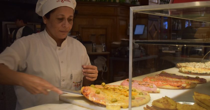 Las paritarias vuelan: trabajadores de Pizzerías, Servicios Rápidos y Heladerías tendrán un aumento salarial del 66% trimestral