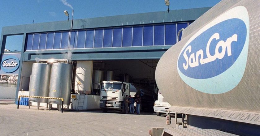 Sancor anunció el cierre de una planta en Santa Fe y responsabiliza a Atilra pero el gremio difundió que la empresa tiene una deuda de U$S 379.400.000: «Los directivos preparan su retirada»