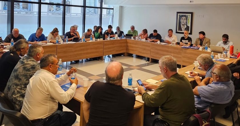 La CTA Autónoma se reunió con Pymes y propuso una alianza entre «trabajadores, movimientos sociales, movimientos cooperativos y pequeños empresarios»