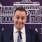 El Sipreba respaldó a periodistas que consultaron a Adorni por sus denuncias patrimoniales: “Exigimos que los funcionarios rindan cuentas sin recurrir a la prepotencia ni al abuso de poder”