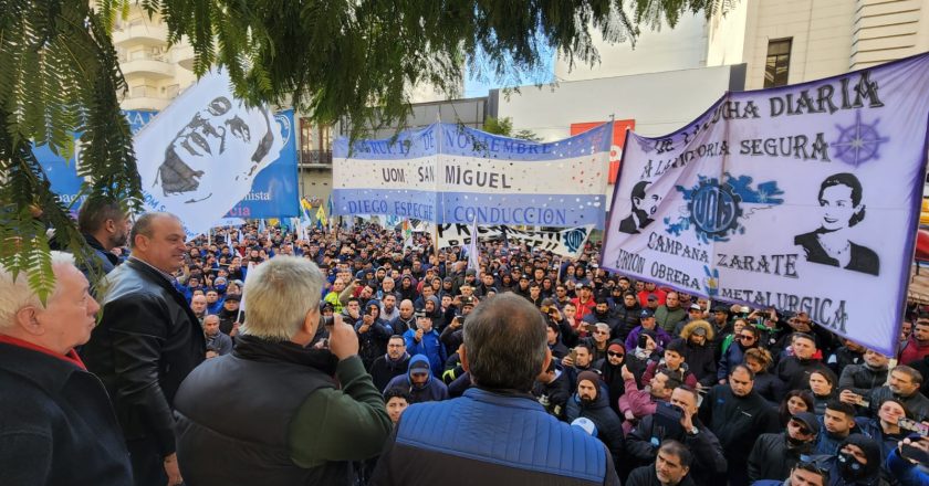 La UOM vuelve a aplicar la cláusula gatillo y le adiciona un 12,8% a los salarios de diciembre de los metalúrgicos