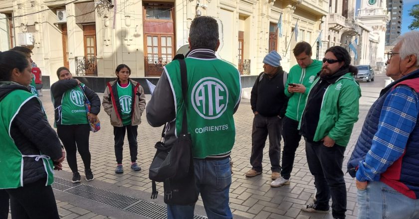 Más ajuste: ATE denunció un recorte de 12.000 puestos de trabajo en Corrientes en Educación, Salud y Seguridad