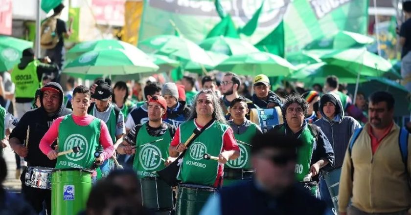 ATE inició una huelga de 24 horas en Río Negro en reclamo de regularización de trabajadores