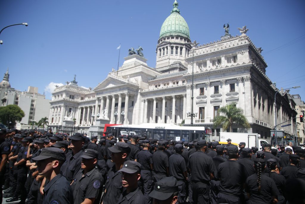 #ENFOQUE La CGT, de la calle al Congreso