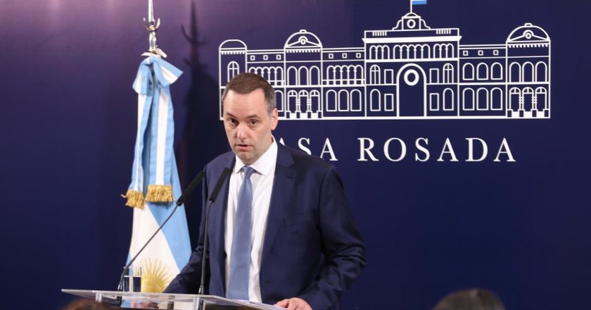 El Gobierno redobla la presión para desinflar el paro y la movilización del 24 y confirma que le descontará el día a los estatales que se adhieran