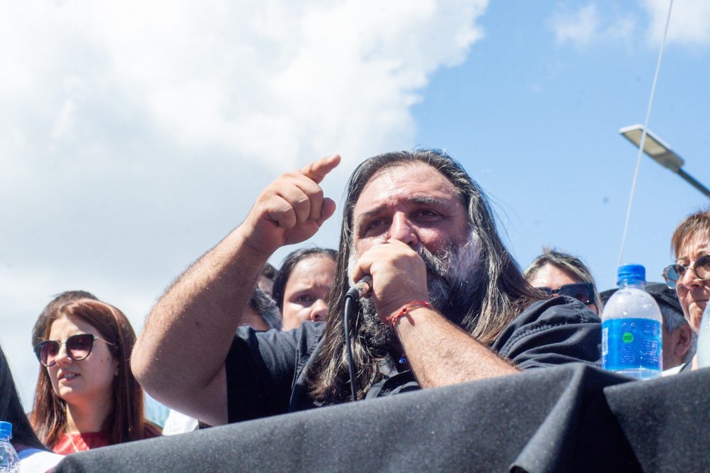 Baradel le pidió al Gobierno nacional "que respete al Congreso" donde se eligió mayoritariamente a Unión por la Patria