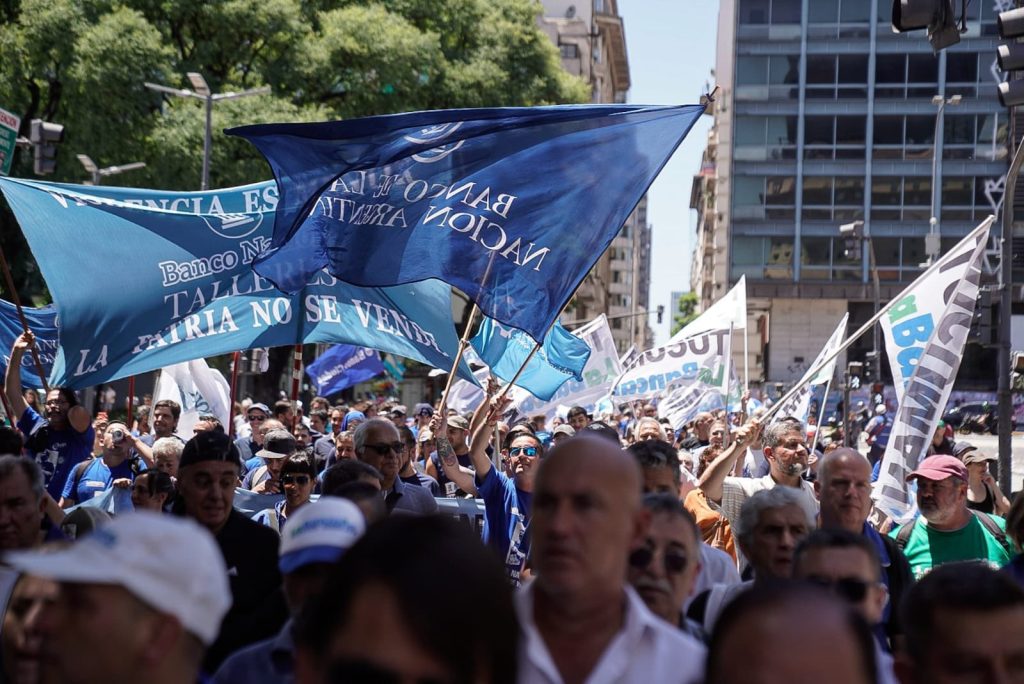 La Justicia del Trabajo rechazó la apelación del Ejecutivo a la cautelar que obtuvo La Bancaria y ratificó la suspensión del capítulo laboral del DNU de Milei